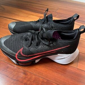 Nike Air Zoom Tempo Next%